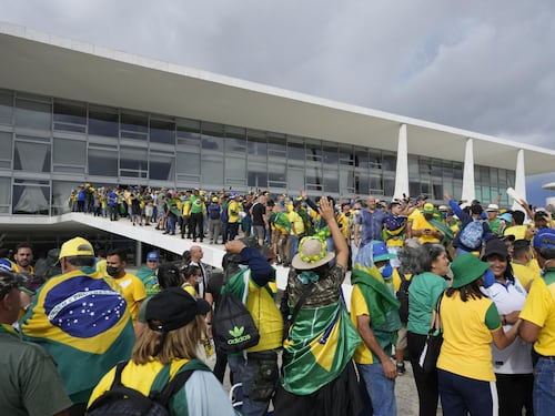 Brasile, la Corte Suprema destituisce il governatore di Brasilia