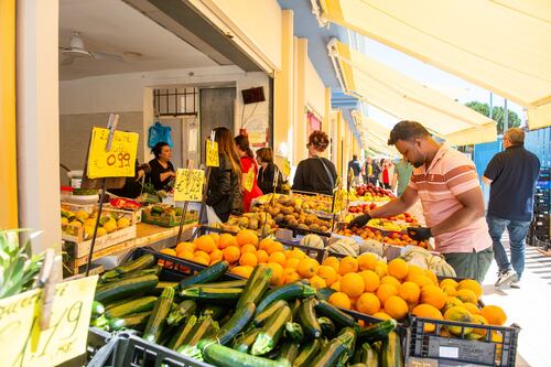 Roma "sprecona": 700 tonnellate di cibo al giorno finiscono nella spazzatura