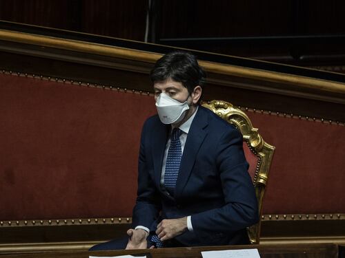 Covid: Speranza non dice nulla. Alla Salute il ministro dell’omertà