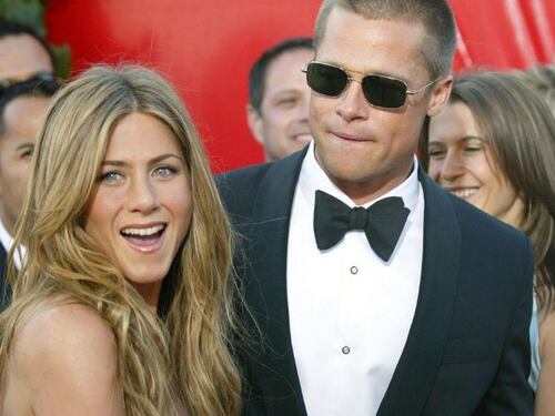 Brad Pitt e Jennifer Aniston di nuovo insieme. Ma è una bufala