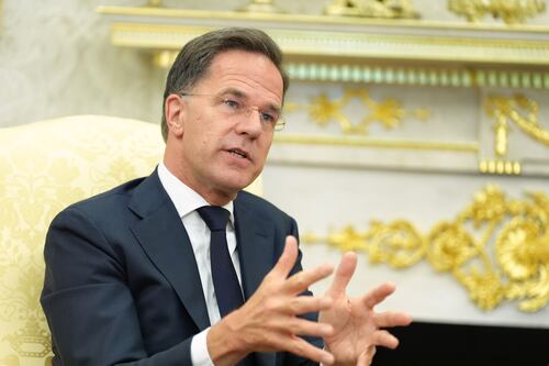 Nato, “voli Usa dall’Italia”. Parla il segretario generale Rutte e scatena la figuraccia a sinistra