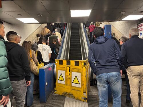 Metro, viaggio sulla linea A: stazioni accessibili ancora un miraggio