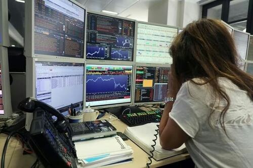Due banche Usa travolte dai crediti inesigibili. Crollano le Borse europee
