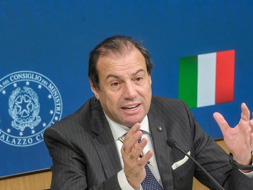 Fisco, Leo fissa l’obiettivo del governo: scendere a due aliquote Irpef