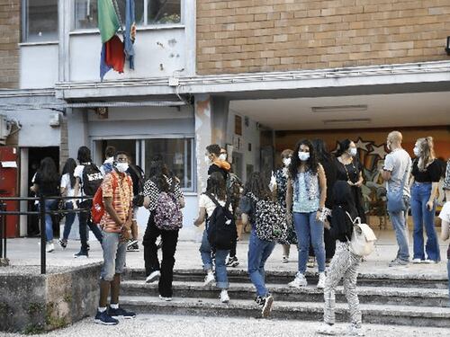 Le gite scolastiche si fanno solo vicino casa