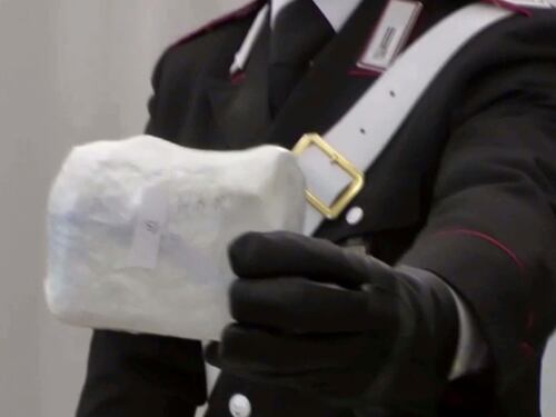 Il lancio di droga dall'elicottero va male, romano arrestato