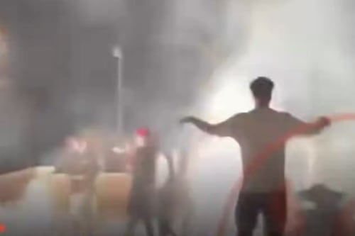 Maranza scatenati al Colosseo: fuochi d'artificio e vigili aggrediti, tre fermati