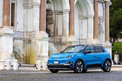 Nissan Micra, "scossa" per la città