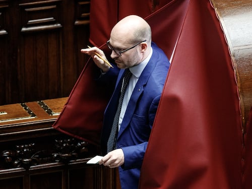 Fontana eletto alla Camera dei deputati, scoppia il giallo dei voti mancanti