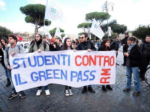 Green pass a scuola, bomba di Guzzetta: "E' incostituzionale se...". Il governo corre ai ripari