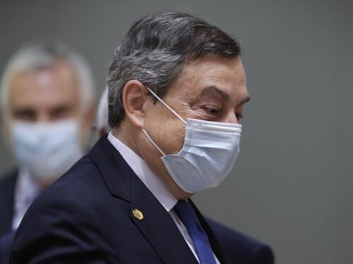 Lockdown per i no-vax e vaccino obbligatorio? Mario Draghi li esclude, per ora…