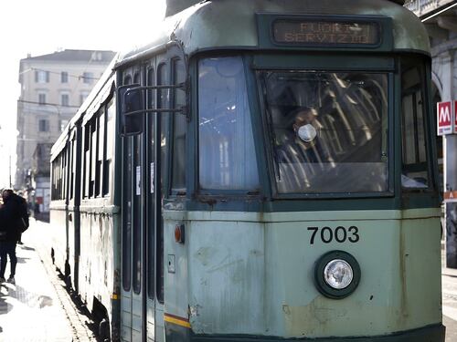 Roma, il tram fa impazzire i residenti. Rivolta al Flaminio