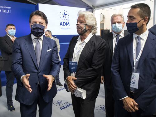 Conte abbatte il referendum, ultimo cavallo di battaglia grillino. Sconcerto dei parlamentari: "Non ci credo"