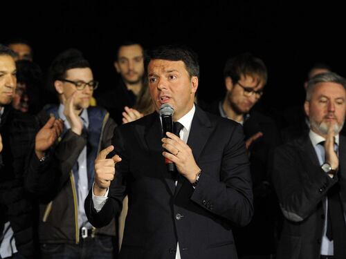 Caos primarie Pd: profughi pagati due euro per votare Renzi