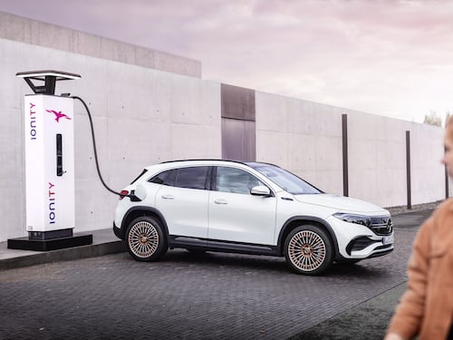 EQA, la svolta elettrica della Mercedes
