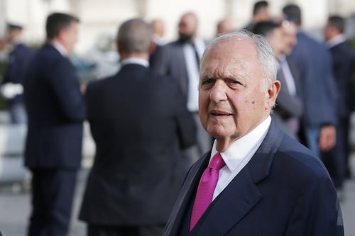Un ombrello per i risparmiatori italiani. Paolo Savona: “L'aumento dei prezzi nemico da combattere”