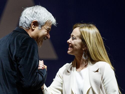 Pino Insegno a Palazzo Chigi: "Da chi vado? Fatti miei". Voci clamorose sulla Rai