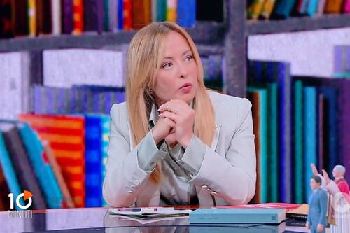 Meloni: «Fatti incredibili» sul Covid. E per il Quirinale Meloni apre al Capo di Stato di destra