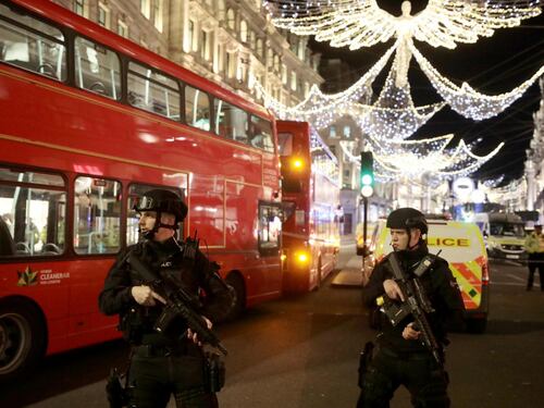 Falso allarme nella metropolitana. Panico nelle strade di Londra