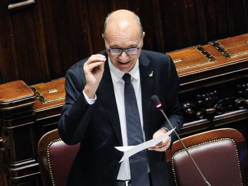 Scuola, Valditara: "Interventi e risorse su temi cruciali". Tutte le misure