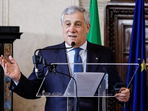 Migranti, Tajani alla Santa Sede: serve strategia a lungo termine