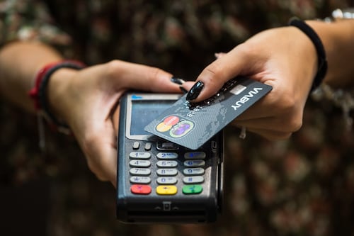 La nuova frontiera dei pusher: la cocaina si paga con il Pos