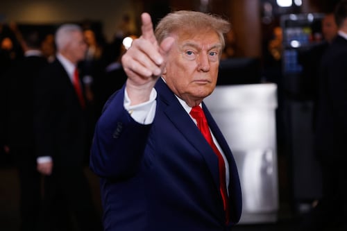 Trump all’Onu promette una pace rapida in Iran e Ucraina. Teheran? “Accordo o li anniento”