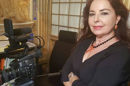 Inviata Rai aggredita mentre intervistava la moglie di un boss