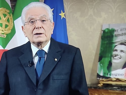 Mattarella celebra gli 80 anni della Repubblica: "La democrazia è più forte di tutto"