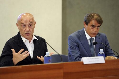 Minniti: "Non governare l'immigrazione è una minaccia alla democrazia"