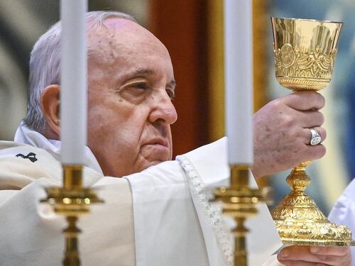 Da domenica cambia la messa: padre nostro, greco antico e più "sorelle"