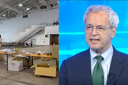 Spoglio in tilt a Roma. Marino manda i video a Mentana: "Pc ancora negli scatoloni"
