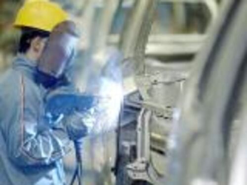 Pil, torna il segno positivo: +0,6%