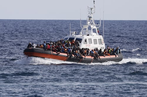 Migranti, sbarchi in netto calo: la Tunisia ora collabora