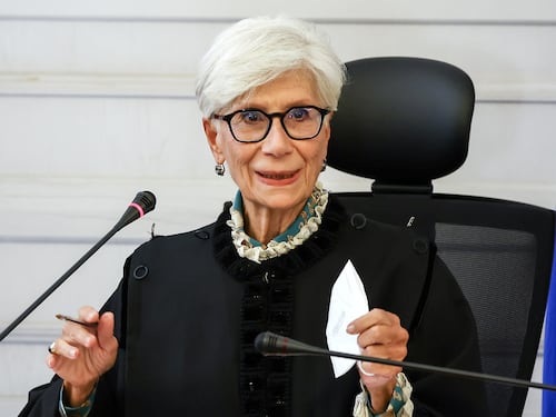 Giustizia, il fallito colpo di mano per blindare la toga rossa. Scoppia il caos al Csm