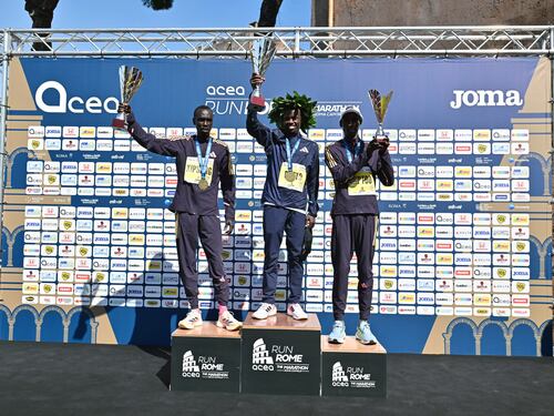 La ACEA Run Rome the Marathon è stata la prima “maratona dell’acqua”. Vincono Rutto e Lagat