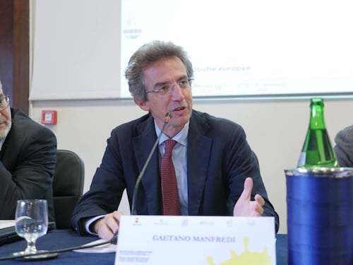 Gaetano Manfredi è indagato prima grana sul nuovo ministro