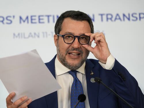 Open Arms, “non ho paura”. Salvini non arretra: rifarei tutto, no al patteggiamento