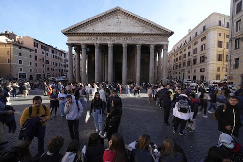 Roma, Pantheon a pagamento. Quanto pagheranno i turisti