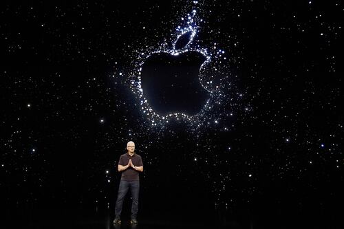IPhone 14, la presentazione del nuovo telefono Apple: i prezzi e le novità