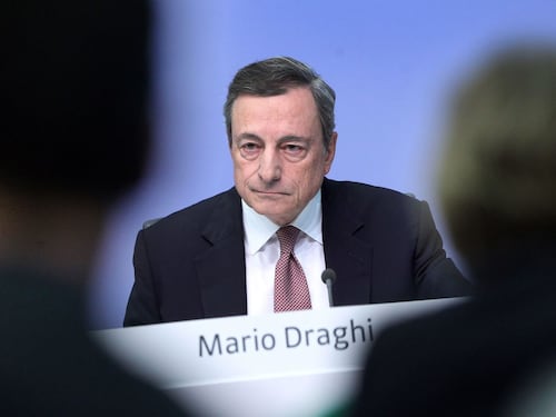 Draghi parla già da premier: "Fare più debito per salvare l'economia"