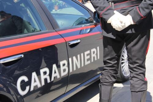 Tivoli, tenta di investire la ex e la minaccia con la pistola: arrestato