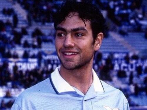 Nesta esordisce con la Lazio 24 anni fa