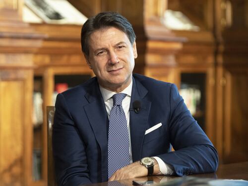L'ultimo pasticcio di Conte sulla Fondazione degli 007. E si infuria anche il Pd