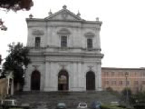 La basilica nata sulla casa del Papa mago
