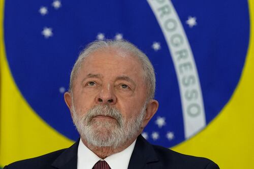 Brasile, Lula fa arrabbiare gli Usa strizzando l’occhio a Cina e Russia