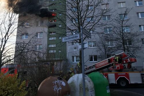 Palazzo in fiamme a Berlino: 21 feriti, tre sono gravi