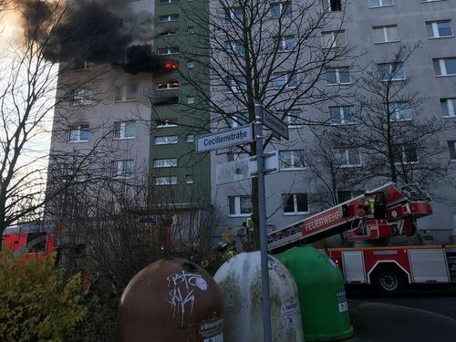Palazzo in fiamme a Berlino: 21 feriti, tre sono gravi