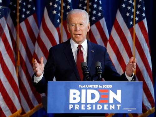 Clamorosa gaffe di Joe Biden: "Se voti Trump allora vuol dire che non sei nero"