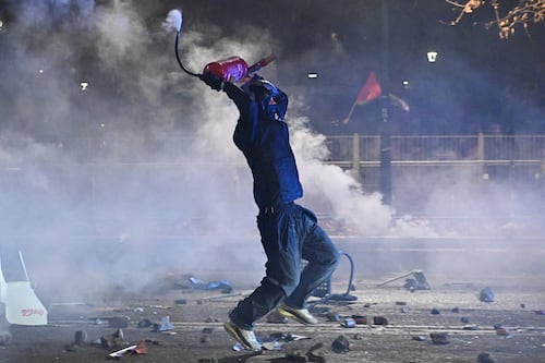 Occupazioni e spazi in “regalo”: i sindaci rossi in aiuto dei centri sociali